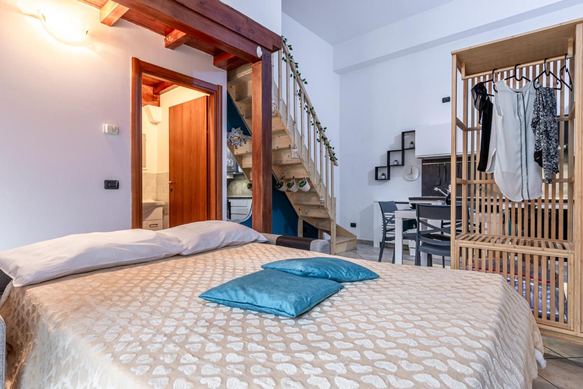 House Ladder Apartment Sesto San Giovanni Luaran gambar