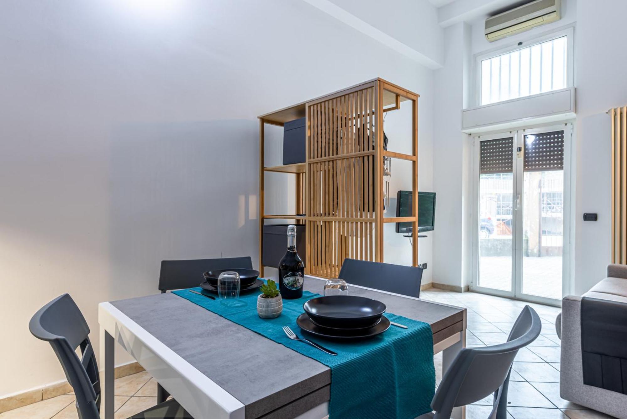 House Ladder Apartment Sesto San Giovanni Luaran gambar