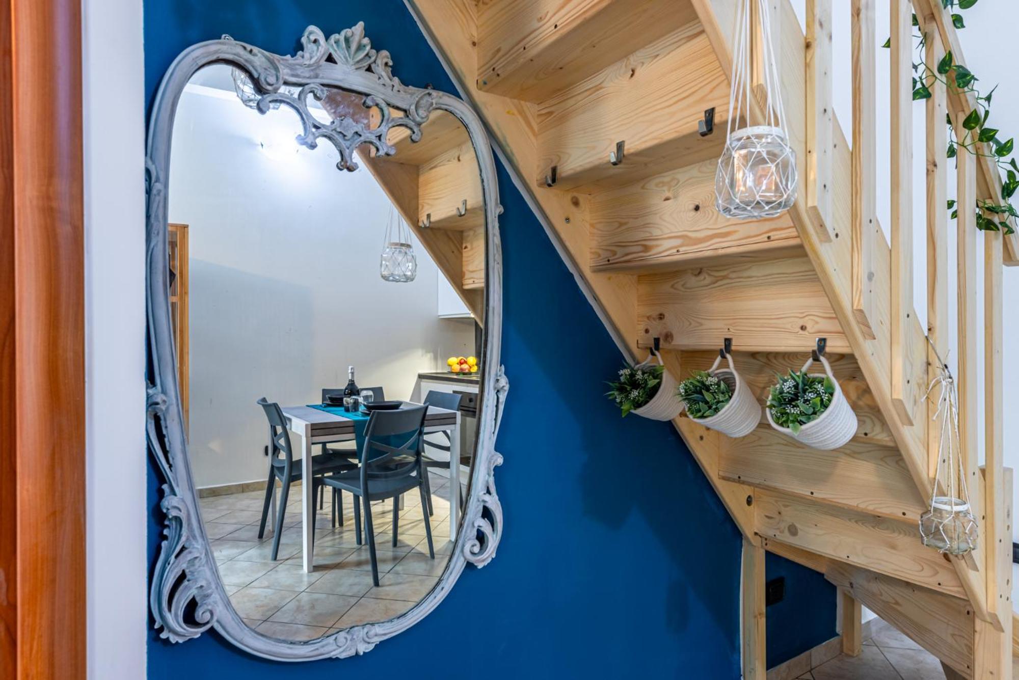 House Ladder Apartment Sesto San Giovanni Luaran gambar